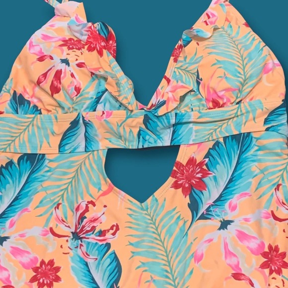 Feathers and Floral Bright XL Swimsuit. California. Sunshine. - Picture 7 of 14